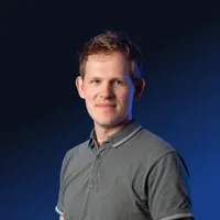 Portretfoto van Etienne Albers, consultant bij Den of Data